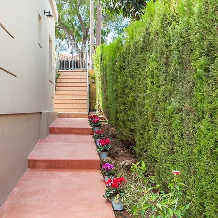 Anesis House بيت للعطل خانيا